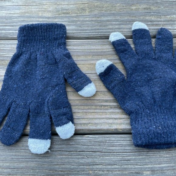 Women Gloves With Touch Screen Friendly Thumb and finger Warm Winter Blue Gloves - Picture 5 of 9